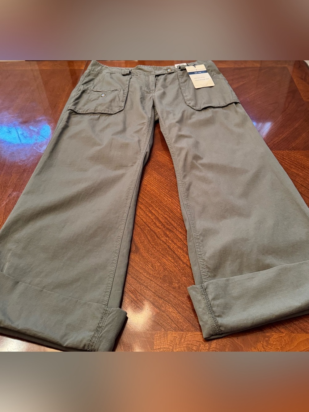 Tommy Hilfiger Capris Cargo Style 100% Cotton Size 10